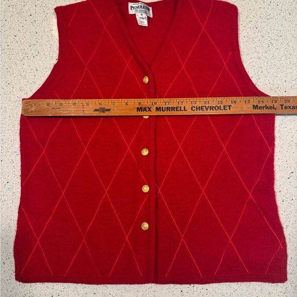 Vintage Pendleton Red Argyle Knit Vest with Gold Buttons - Picture 2 of 7